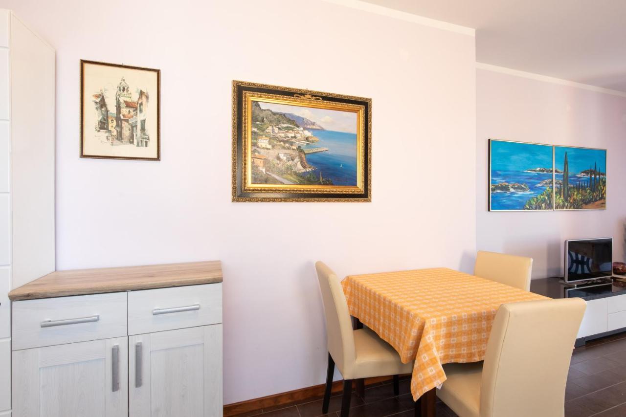 Apartments Bella Vista Krk Town Dış mekan fotoğraf