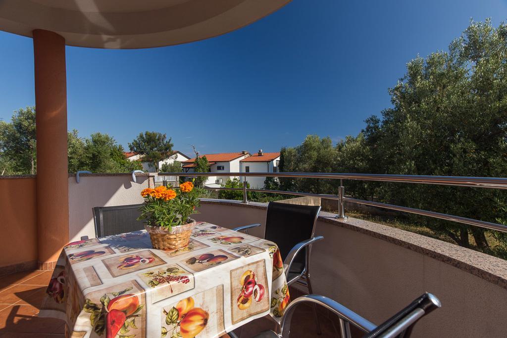 Apartments Bella Vista Krk Town Dış mekan fotoğraf